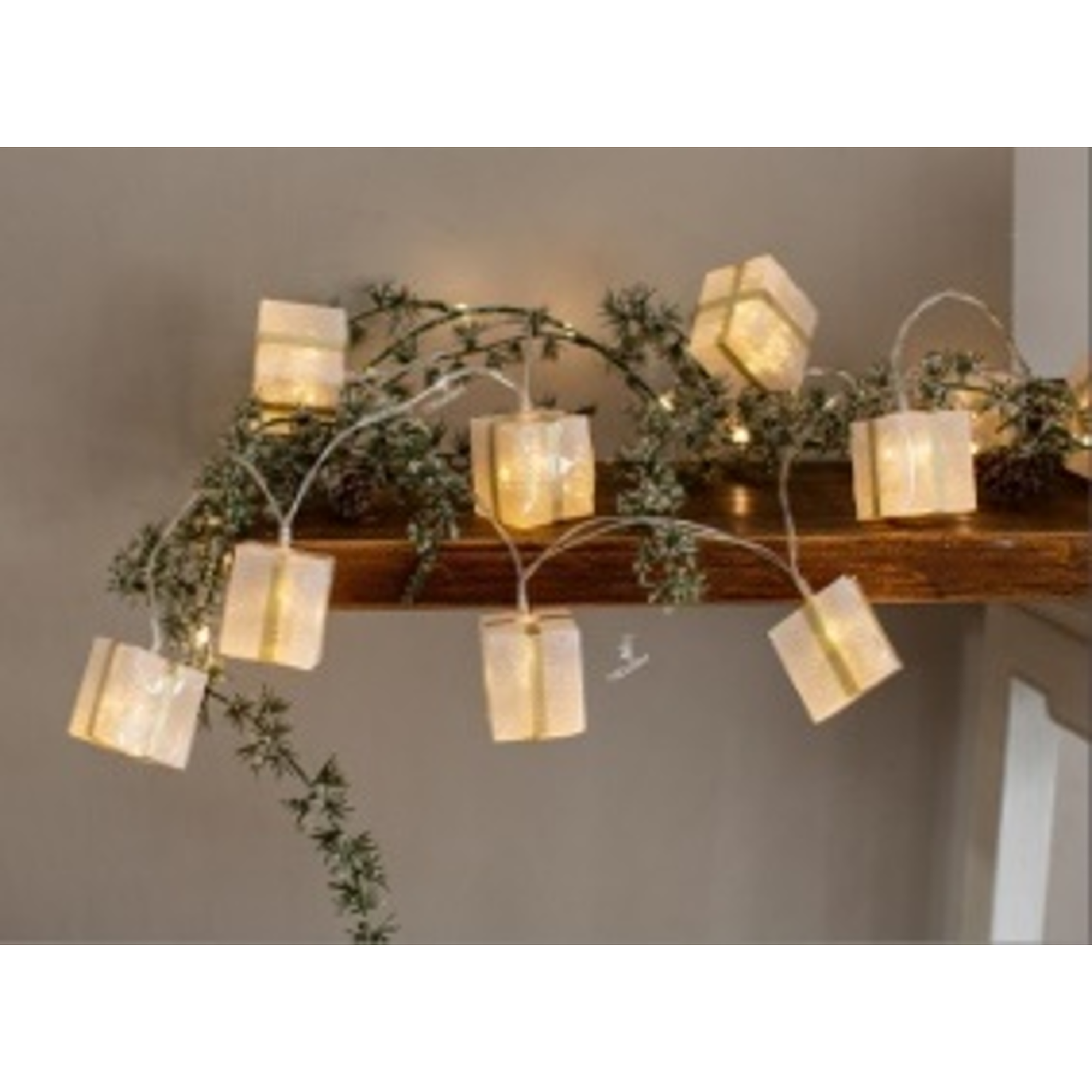 10 warm LED with laser PVC giftbox string light
light dista - 120-0100146B