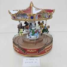 PLASTIC CAROUSEL W/LED LIGHT AND MOVEMENT (USE 3PCS 1.5V "AA - 201-9500074
