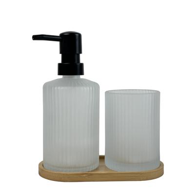 JUEGO D/BAÑO 300ML 16X8.5X18CM