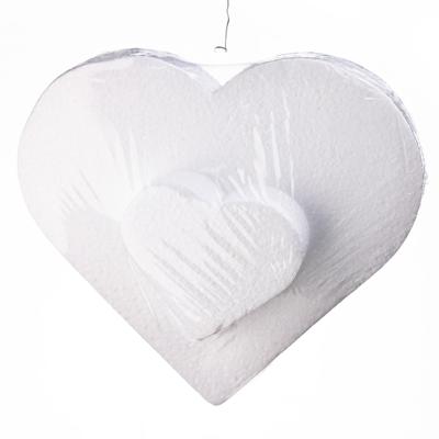 2 PIEZAS FORMAS DE FOAM EN SHRINK CON ETIQUETA COLOR Y GANCHO. TIPO: CORAZON. TAMAÑO: SURTIDO